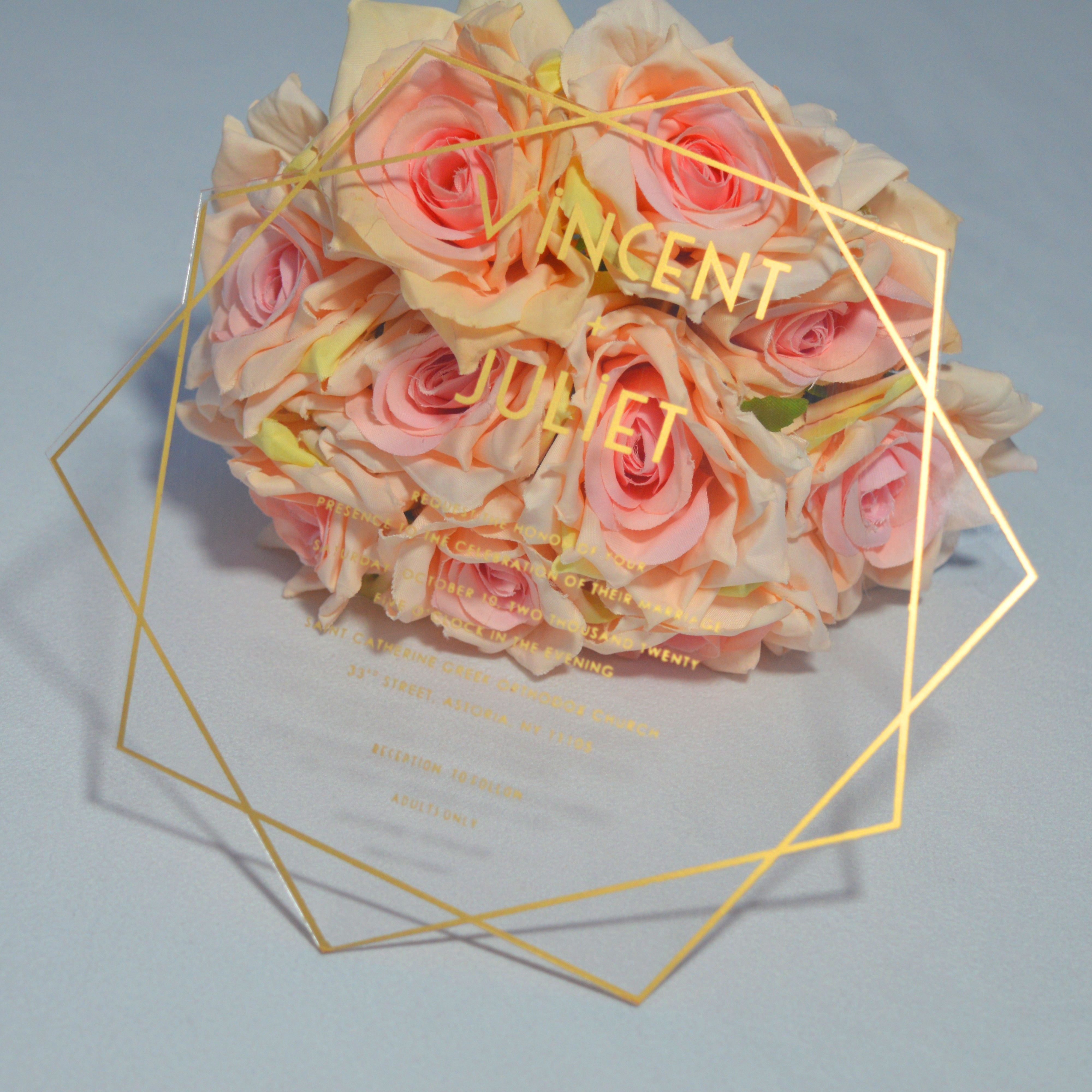 Clear Acrylic Wedding Invitations: Minimalist Acrylic Invites