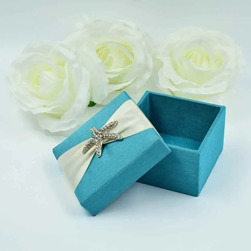Embellished Wedding Favor Box With Starfish Brooch