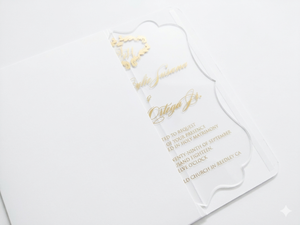 Clear Acrylic Wedding Invitation: Die Cut Design Acrylic Invite