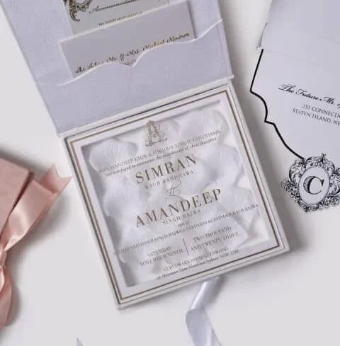 Elegant Velvet Wedding Invitation Box: Clear Acrylic Invite