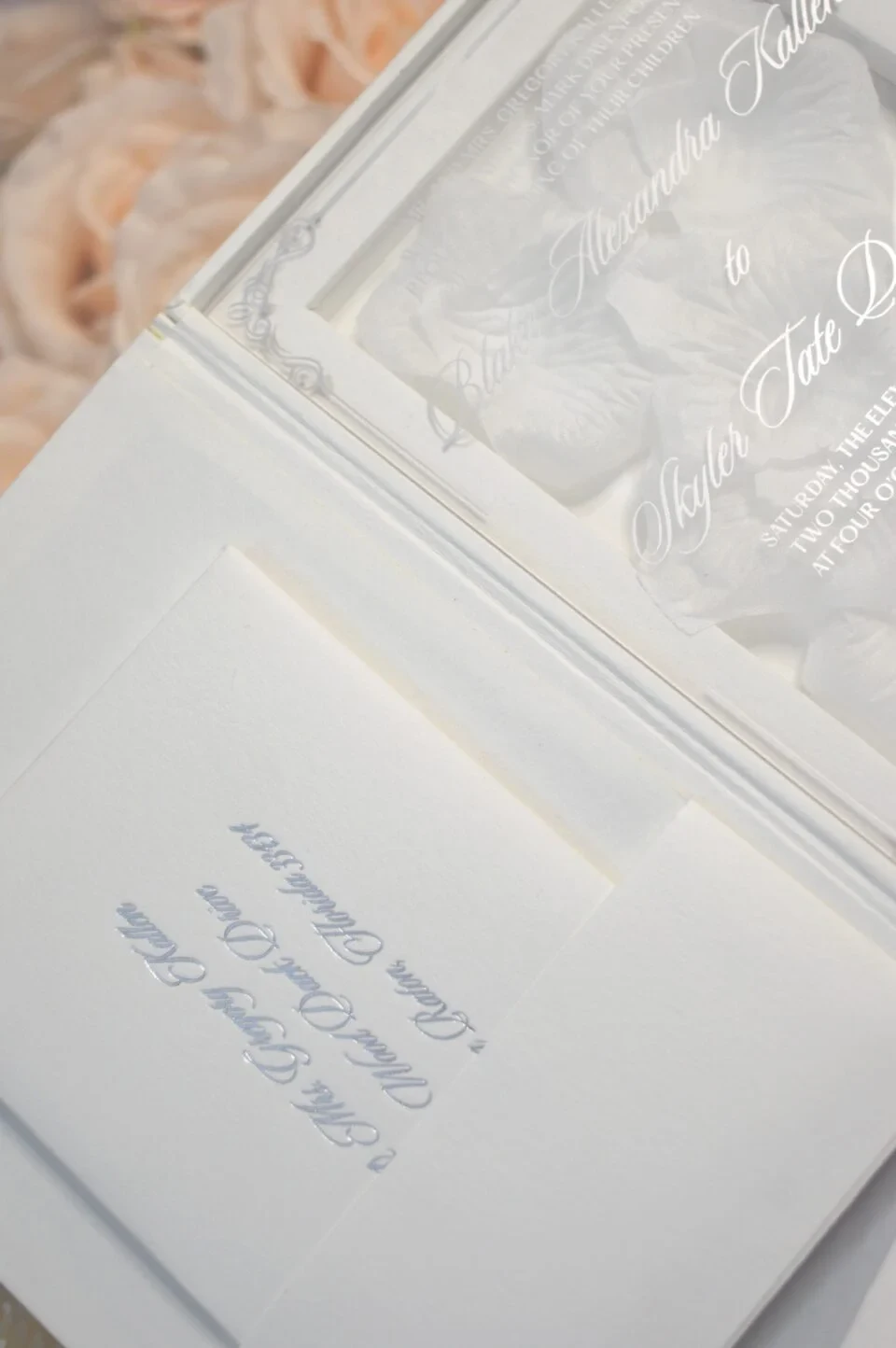 Elegant White Wedding Invitation Box with Acrylic Invite (2)