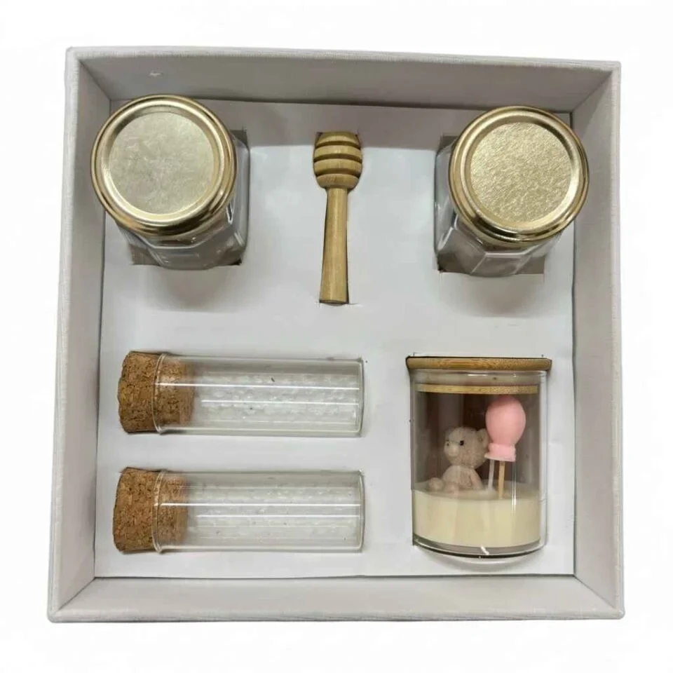 Custom Gift Packaging Box in White Denim with Your Embroidered Logo (7)